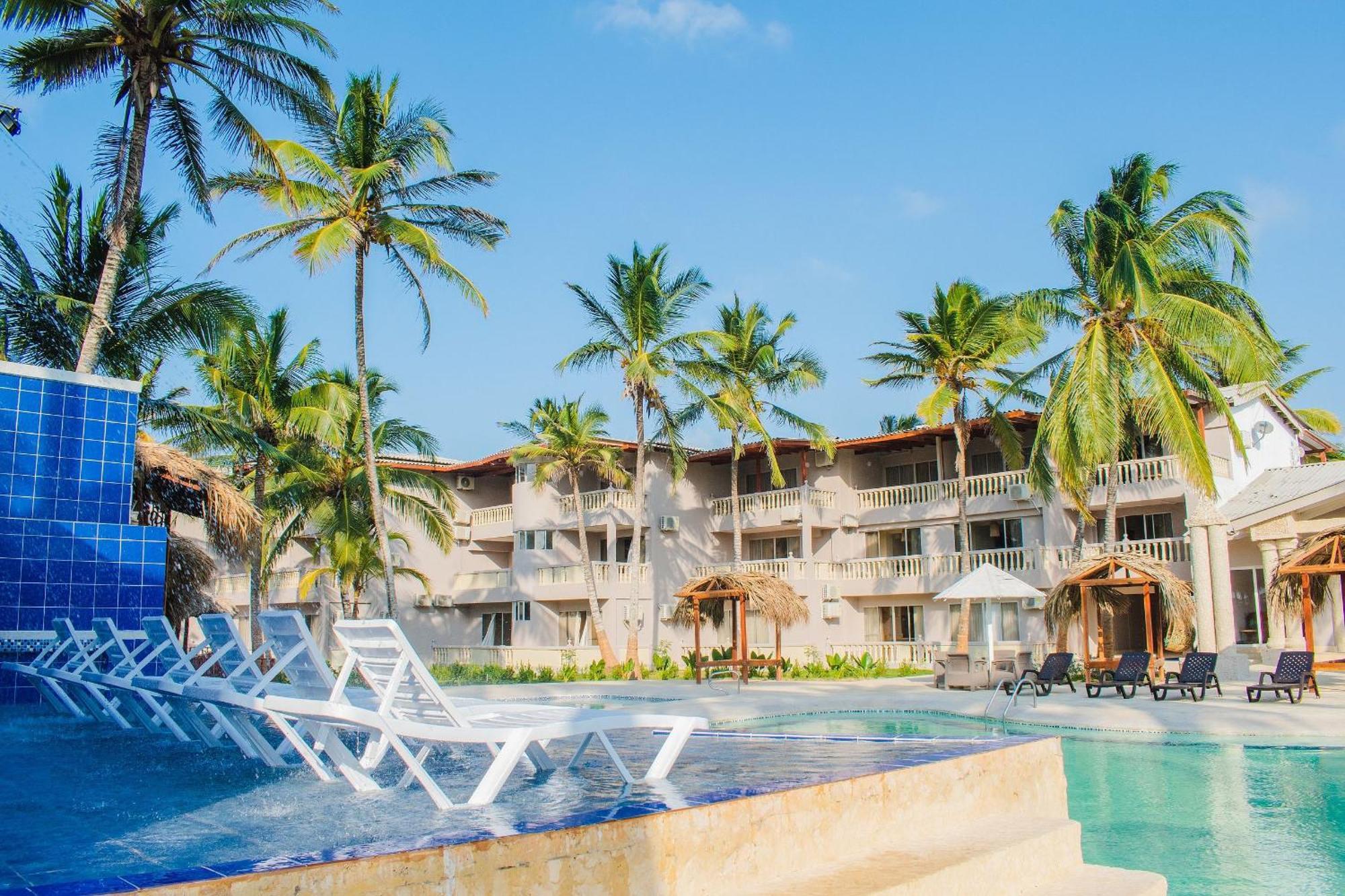 Playa Palmeras Beach Resort Cartagena Bagian luar foto