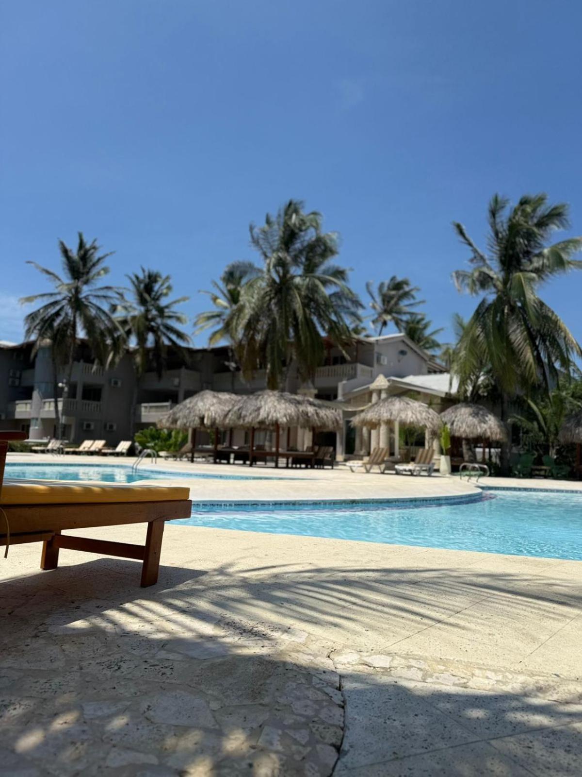 Playa Palmeras Beach Resort Cartagena Bagian luar foto